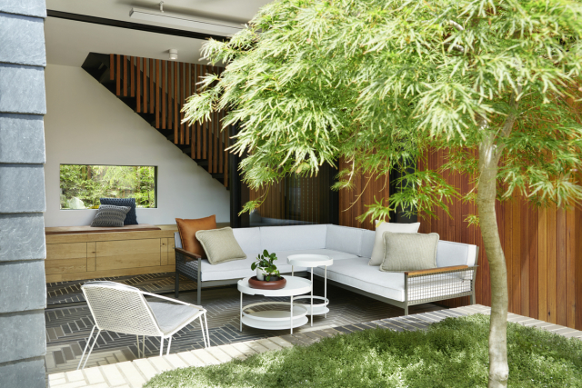 Biophilic Maxwell House | Interior Design: The Stylesmiths | Image: Fiona Susanto | Builtworks.com.au