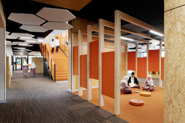 Al Siraat College | Design: Gray Puksand | Image: Tatjana Plitt | Builtworks.com.au