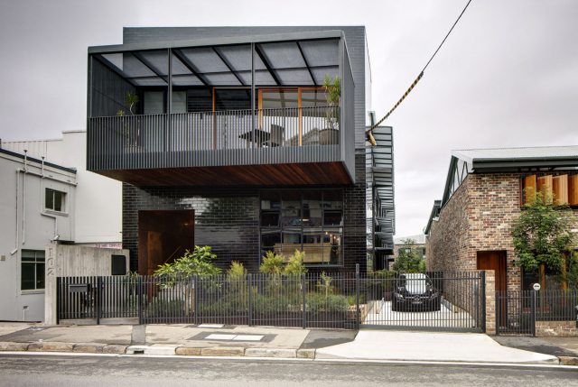 102 The Mill | Design: Carter Williamson Architects | Image: Brett Boardman