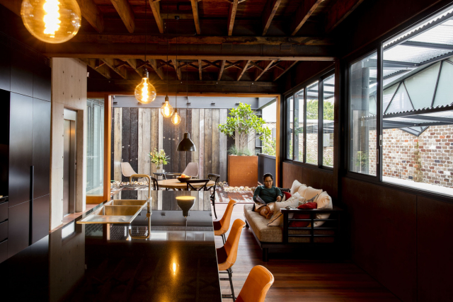 102 The Mill | Design: Carter Williamson Architects | Image: Brett Boardman | Builtworks.com.au