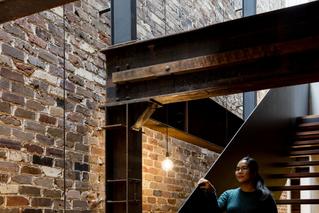 102 The Mill | Design: Carter Williamson Architects | Image: Brett Boardman | Builtworks.com.au