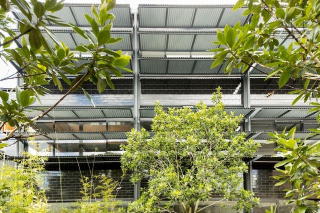 102 The Mill | Design: Carter Williamson Architects | Image: Brett Boardman | Builtworks.com.au