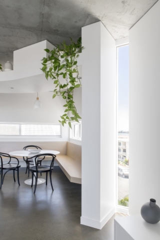 Caloundra Townhouses | Design: Jasper Brown Architects and Open Architecture in Joint Venture | Image: Cathy Schusler | Builtworks.com.au