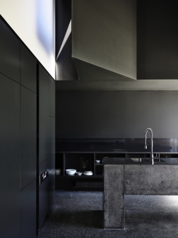 Powell Street House | Design: Robert Simeoni Architects | Image: Derek Swalwell | Builtworks.com.au