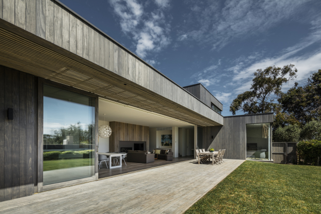 Portsea Beach House | Design: Mitsuori Architects | Image: Michael Kai | Builtworks.com.au