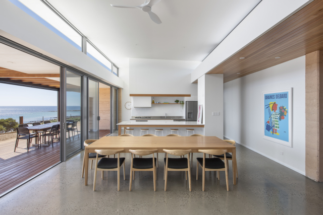 Yorke Peninsula Beach House | Design: Mountford Williamson Architecture | Image: David Sievers | Builtworks.com.au