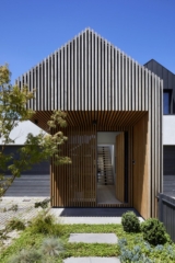 Dover Townhouses | Design: DOOD Studio | Image: Tatjana Plitt | Builtworks.com.au