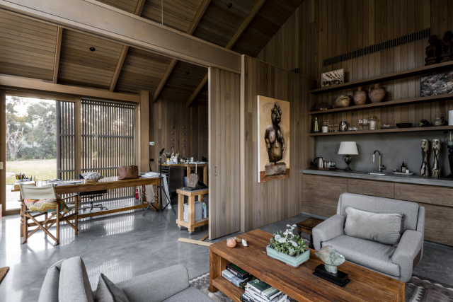 Bones House | Design: Lachlan Shepherd Architects | Image: Nic Stephens Photography Bones House | Design: Lachlan Shepherd Architects | Image: Nic Stephens Photography | Builtworks.com.au