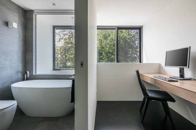 Vertical House | Design: Mitsuori Architects | Image: Michael Kai | Builtworks.com.au