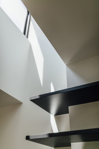 Vertical House | Design: Mitsuori Architects | Image: Michael Kai | Builtworks.com.au