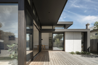 Sun Catcher House | Design: Mitsuori Architects | Image: Michael Kai Sun Catcher House | Design: Mitsuori Architects | Image: Michael Kai | Builtworks.com.au