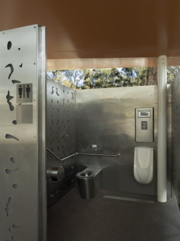 Bourke Street Park | Design: Chris Elliott Architects | Image: Richard Glover Bourke Street Park | Design: Chris Elliott Architects | Image: Richard Glover | Builtworks.com.au