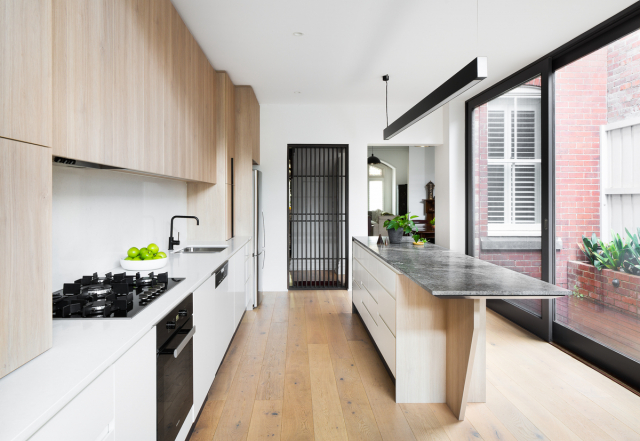 East Melbourne Terrace | Design: Corke Studio | Image: Emily Bartlett East Melbourne Terrace | Design: Corke Studio | Image: Emily Bartlett | Builtworks.com.au