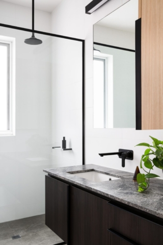 East Melbourne Terrace | Design: Corke Studio | Image: Emily Bartlett East Melbourne Terrace | Design: Corke Studio | Image: Emily Bartlett | Builtworks.com.au