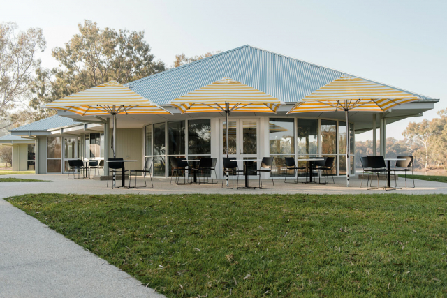Urana Aquatic Leisure Centre | Design: Regional Design Service | Image: Nicholas Aylward and Georgie James Urana Aquatic Leisure Centre | Design: Regional Design Service | Image: Nicholas Aylward and Georgie James | Builtworks.com.au