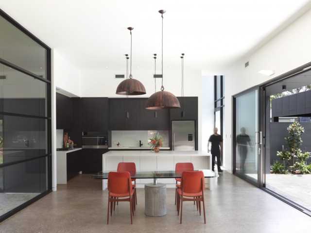 Macmasters Beach Courtyard House | Design: Matt Thitchener Architect | Image: Luke Butterly | Builtworks.com.au