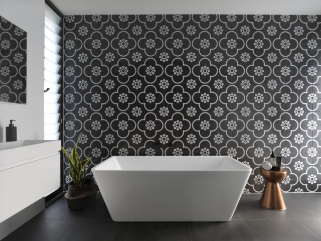 Macmasters Beach Courtyard House | Design: Matt Thitchener Architect | Image: Luke Butterly | Builtworks.com.au