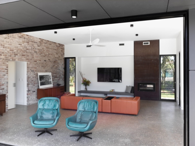 Macmasters Beach Courtyard House | Design: Matt Thitchener Architect | Image: Luke Butterly | Builtworks.com.au