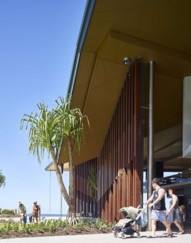 Kurrawa Surf Life Saving Club | Design: Arkhefield | Image: Scott Burrows Kurrawa Surf Life Saving Club | Design: Arkhefield | Image: Scott Burrows | Builtworks.com.au