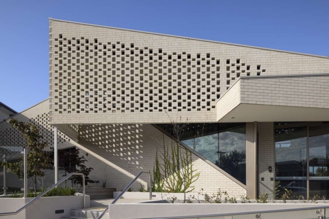 Jewish Care Anne and Eric Smorgon Active Living Centre | Design: DesignInc | Image: Dianna Snape Jewish Care Anne and Eric Smorgon Active Living Centre | Design: DesignInc | Image: Dianna Snape | Builtworks.com.au