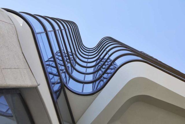 Opera Residences | Design: Tzannes, CRONE, Make | Image: Martin Mischkulnig | Builtworks.com.au