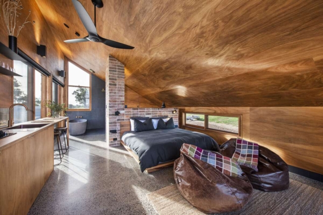 Gawthorne's Hut | Design: Cameron Anderson Architects | Image: Amber Creative | Builtworks.com.au