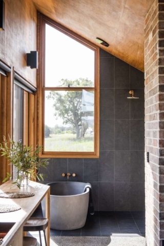 Gawthorne's Hut | Design: Cameron Anderson Architects | Image: Amber Creative | Builtworks.com.au