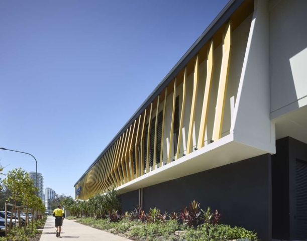 Kurrawa Surf Life Saving Club | Design: Arkhefield | Image: Scott Burrows Kurrawa Surf Life Saving Club | Design: Arkhefield | Image: Scott Burrows | Builtworks.com.au