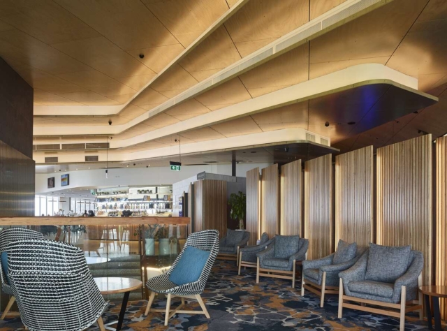 Kurrawa Surf Life Saving Club | Design: Arkhefield | Image: Scott Burrows Kurrawa Surf Life Saving Club | Design: Arkhefield | Image: Scott Burrows | Builtworks.com.au