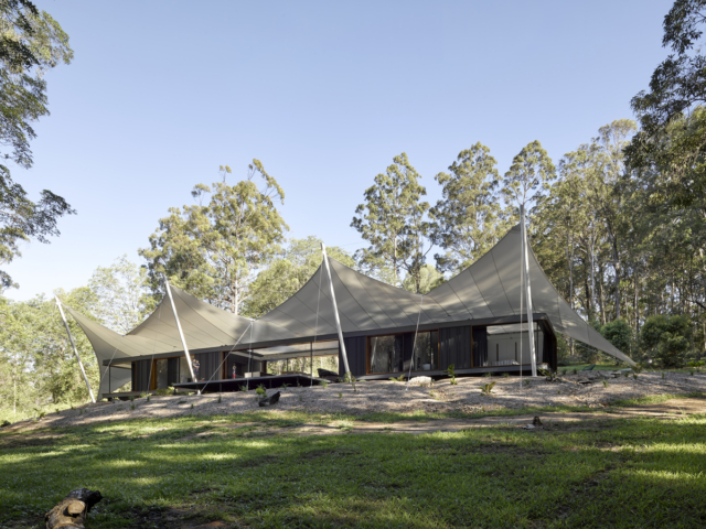 Tent House | Design: Sparks Architects | Image: Christopher Frederick Jones Tent House | Design: Sparks Architects | Image: Christopher Frederick Jones | Builtworks.com.au