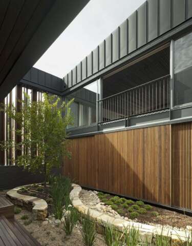 Annandale Warehouse Conversion | Design: H-E Architects | Image: Richard Glover | Builtworks.com.au