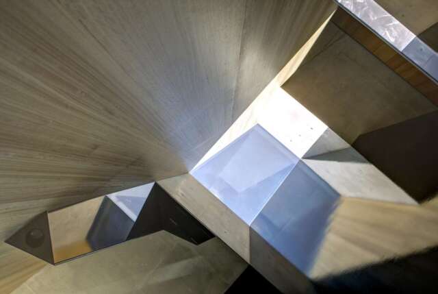 Castle Cove House | Design: Terroir | Image: Brett Boardman | Builtworks.com.au