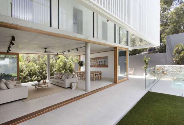 Amaroo | Design: Alexandra Buchanan Architecture | Image: Louise Roche and Villa Styling | Builtworks.com.au