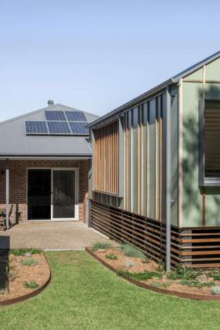 Thirroul House | Design: Lisa Breeze Architect | Image: Cathy Schusler Thirroul House | Design: Lisa Breeze Architect | Image: Cathy Schusler | Builtworks.com.au