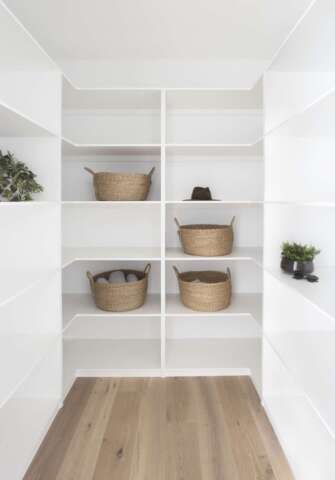 Amaroo | Design: Alexandra Buchanan Architecture | Image: Louise Roche and Villa Styling | Builtworks.com.au