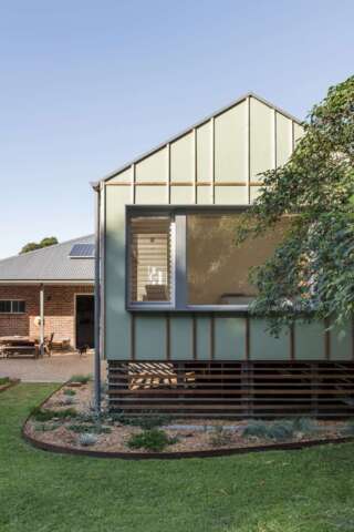 Thirroul House | Design: Lisa Breeze Architect | Image: Cathy Schusler Thirroul House | Design: Lisa Breeze Architect | Image: Cathy Schusler | Builtworks.com.au