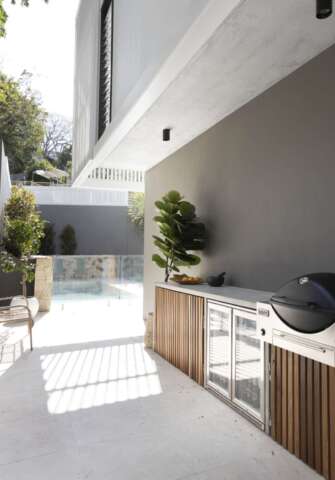 Amaroo | Design: Alexandra Buchanan Architecture | Image: Louise Roche and Villa Styling | Builtworks.com.au