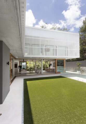 Amaroo | Design: Alexandra Buchanan Architecture | Image: Louise Roche and Villa Styling | Builtworks.com.au