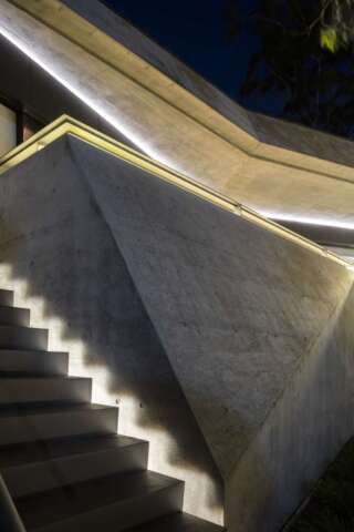 Castle Cove House | Design: Terroir | Image: Brett Boardman | Builtworks.com.au