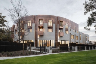 Tempus Turner Townhouses | Design: Cox Architecture | Image: Roderigo Vargas | Builtworks.com.au