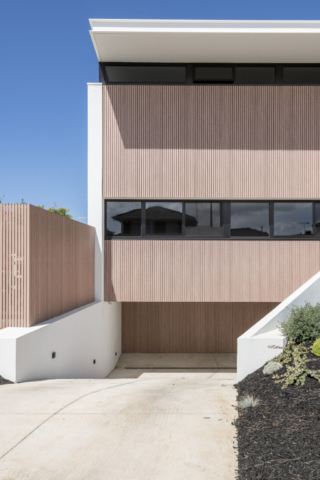 Esplanade House 2 | Design: Lachlan Shepherd Architects | Image: Nic Stephens | Builtworks.com.au