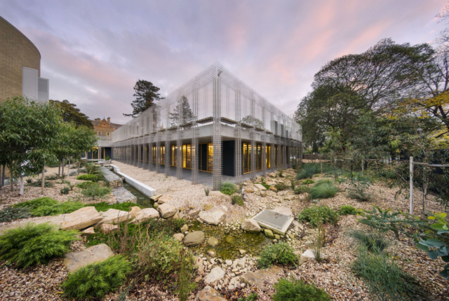 Wade Institute of Entrepreneurship | Design: Lovell Chen | Image: John Gollings | Builtworks.com.au