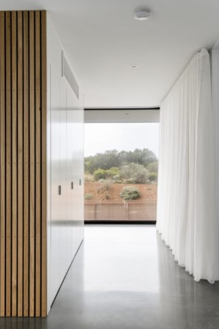 Esplanade House 2 | Design: Lachlan Shepherd Architects | Image: Nic Stephens | Builtworks.com.au