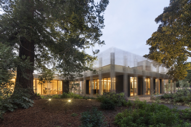 Wade Institute of Entrepreneurship | Design: Lovell Chen | Image: John Gollings | Builtworks.com.au