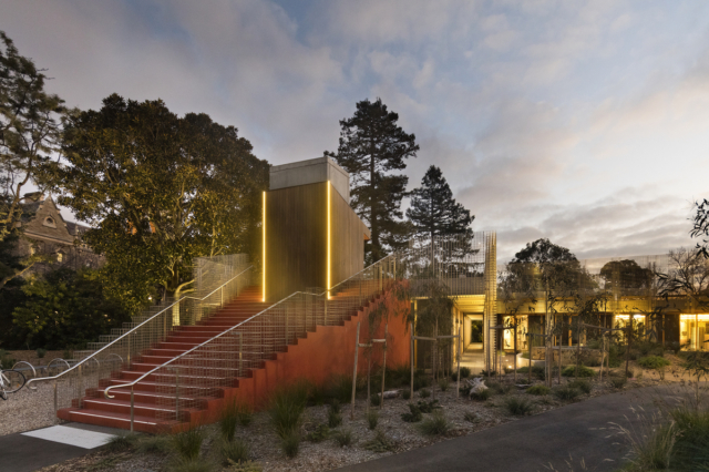 Wade Institute of Entrepreneurship | Design: Lovell Chen | Image: John Gollings | Builtworks.com.au