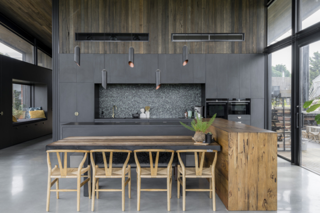 Moores House 2 | Design: Lachlan Shepherd Architects | Image: Nic Stephens Moores House 2 | Design: Lachlan Shepherd Architects | Image: Nic Stephens | Builtworks.com.au