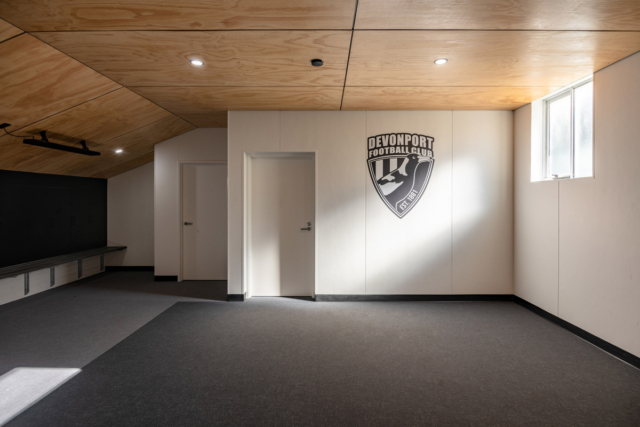 The Change Rooms | Design: Starbox Architecture | Image: Native Design Workshop | Builtworks.com.au