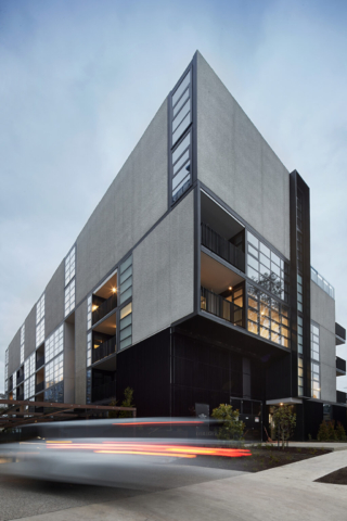 Ivanhoe Gardens | Design: CHT Architects | Image: Shannon McGrath | Builtworks.com.au