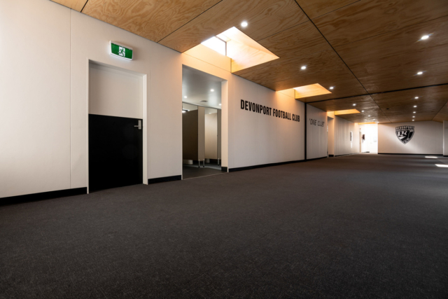 The Change Rooms | Design: Starbox Architecture | Image: Native Design Workshop | Builtworks.com.au