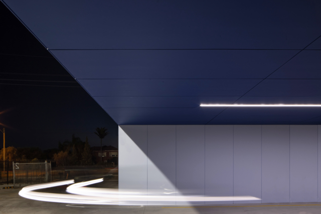 Big Blue | Design: Fuse Architecture | Image: Sara Vita | Builtworks.com.au